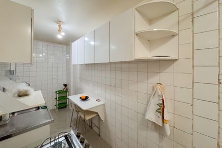 Apartamento à venda com 56m², 1 quarto e sem vagaCozinha
