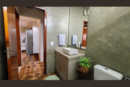 Casa à venda com 99m², 2 quartos e 12 vagasBanheiro