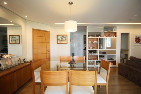 Apartamento à venda com 122m², 3 quartos e 2 vagasSala de Jantar