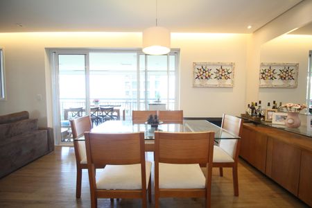 Apartamento à venda com 122m², 3 quartos e 2 vagasSala de Jantar