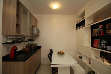 Apartamento à venda com 122m², 3 quartos e 2 vagasCozinha