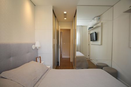 Apartamento à venda com 122m², 3 quartos e 2 vagasSuíte 1