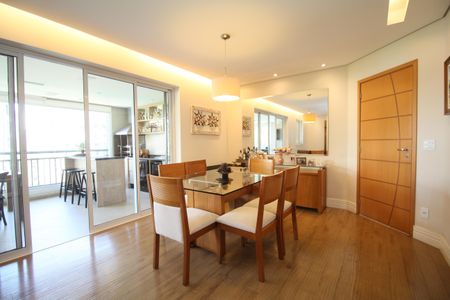 Apartamento à venda com 122m², 3 quartos e 2 vagasSala de Jantar