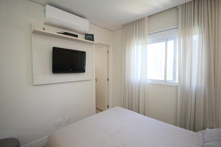 Apartamento à venda com 122m², 3 quartos e 2 vagasSuíte 1