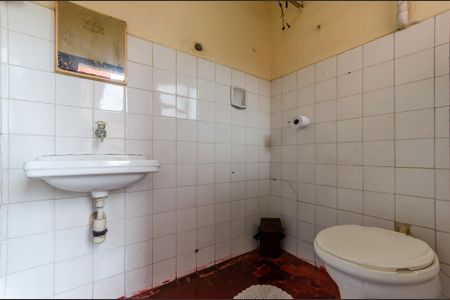 Casa à venda com 144m², 2 quartos e 1 vaga Casa à venda com 144m², 2 quartos e 1 vagaBanheiro de Serviço