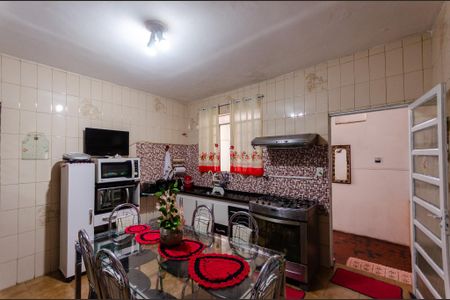 Casa à venda com 144m², 2 quartos e 1 vaga Casa à venda com 144m², 2 quartos e 1 vagaCozinha