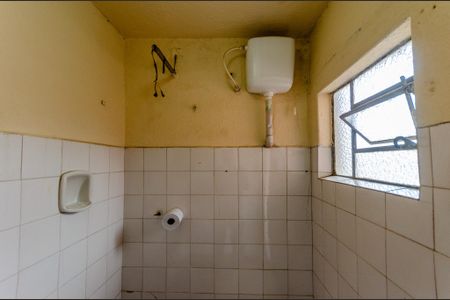 Casa à venda com 144m², 2 quartos e 1 vaga Casa à venda com 144m², 2 quartos e 1 vagaBanheiro de Serviço