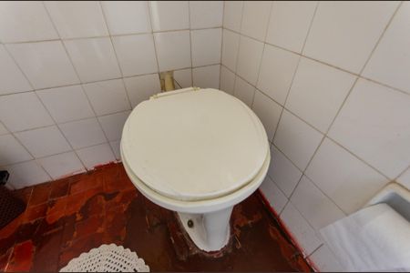 Casa à venda com 144m², 2 quartos e 1 vaga Casa à venda com 144m², 2 quartos e 1 vagaBanheiro de Serviço