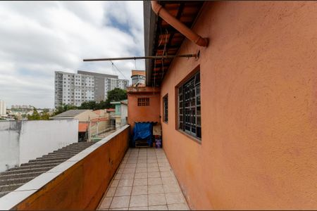 Casa à venda com 144m², 2 quartos e 1 vaga Casa à venda com 144m², 2 quartos e 1 vagaVaranda do Espaço Gourmet