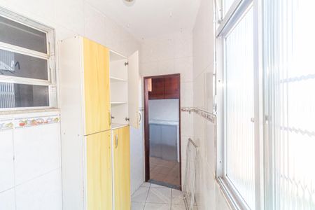 Apartamento para alugar com 72m², 2 quartos e sem vagaCozinha