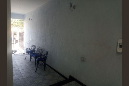 Apartamento para alugar com 72m², 2 quartos e sem vagaÁrea comum