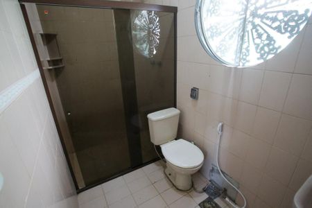 Casa à venda com 194m², 4 quartos e 2 vagasBanheiro da Suíte 1