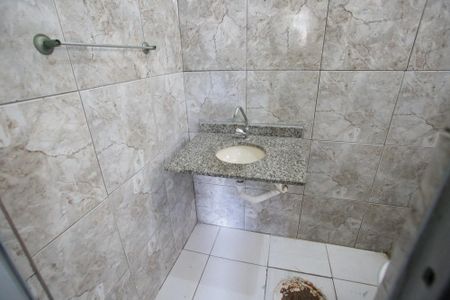 Casa à venda com 194m², 4 quartos e 2 vagasBanheiro da Suíte 2