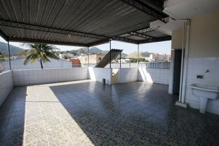 Casa à venda com 194m², 4 quartos e 2 vagasTerraço