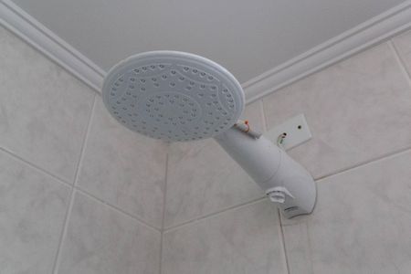 Apartamento à venda com 76m², 3 quartos e 1 vaga Apartamento à venda com 76m², 3 quartos e 1 vagaBanheiro social