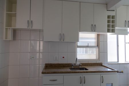 Apartamento à venda com 76m², 3 quartos e 1 vaga Apartamento à venda com 76m², 3 quartos e 1 vagaCozinha