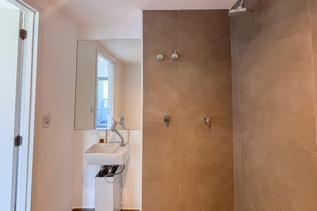 Banheiro Social de kitnet/studio à venda com 1 quarto, 20m² em Jardim Paulista, São Paulo