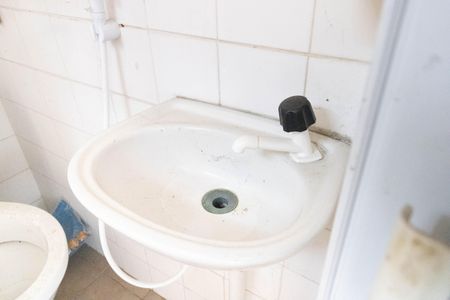 Casa de condomínio para alugar com 127m², 2 quartos e 3 vagasBanheiro de Serviço