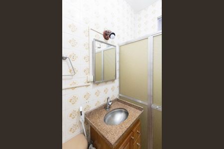 Casa de condomínio para alugar com 127m², 2 quartos e 3 vagasBanheiro Social