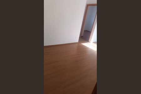 Sala de apartamento para alugar com 2 quartos, 40m² em Parque dos Pinus, Ribeirão Preto