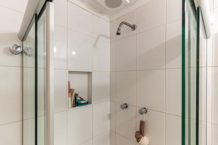 Apartamento para alugar com 68m², 2 quartos e 1 vaga Apartamento para alugar com 68m², 2 quartos e 1 vagaBanheiro
