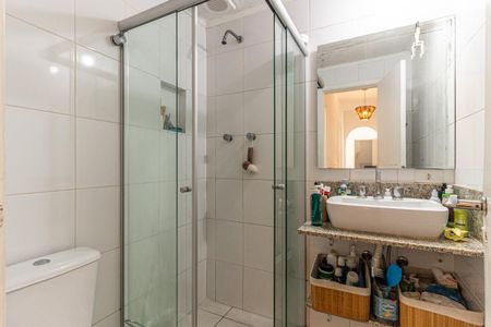 Apartamento para alugar com 68m², 2 quartos e 1 vaga Apartamento para alugar com 68m², 2 quartos e 1 vagaBanheiro
