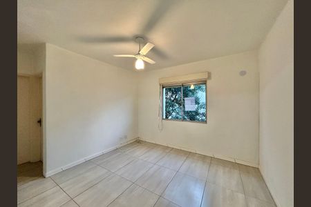 Sala de apartamento à venda com 2 quartos, 58m² em São Miguel, São Leopoldo