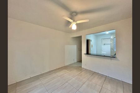 Apartamento à venda com 58m², 2 quartos e 1 vaga Apartamento à venda com 58m², 2 quartos e 1 vagaSala