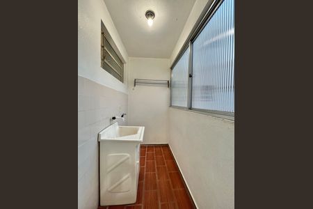 Apartamento à venda com 58m², 2 quartos e 1 vaga Apartamento à venda com 58m², 2 quartos e 1 vagaÁrea de Serviço