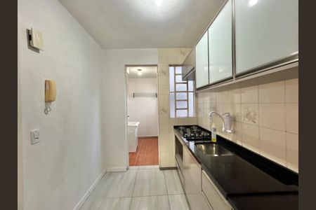 Apartamento à venda com 58m², 2 quartos e 1 vaga Apartamento à venda com 58m², 2 quartos e 1 vagaCozinha