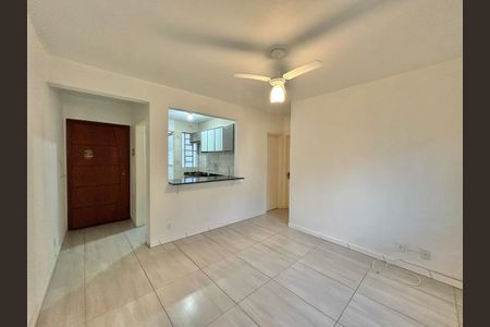 Apartamento à venda com 58m², 2 quartos e 1 vaga Apartamento à venda com 58m², 2 quartos e 1 vagaSala