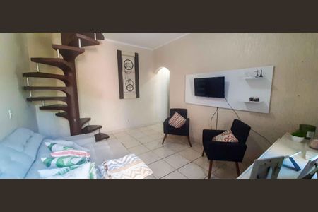 Sala de casa à venda com 3 quartos, 70m² em Vila Yolanda, Osasco