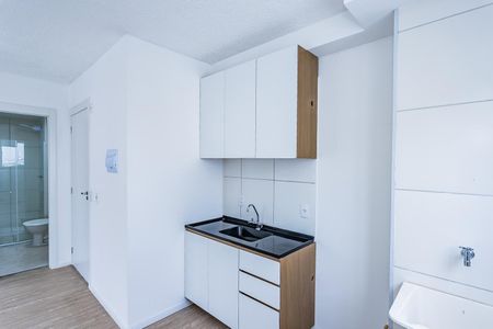 Apartamento para alugar com 38m², 2 quartos e sem vaga Apartamento para alugar com 38m², 2 quartos e sem vagaSala, cozinha e área de serviço