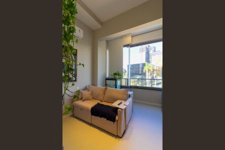 Sala de kitnet/studio à venda com 1 quarto, 34m² em Jardim das Acacias, São Paulo