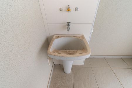 Apartamento à venda com 45m², 2 quartos e 1 vagaÁrea de Serviço / Varanda