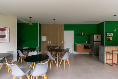 Apartamento à venda com 45m², 2 quartos e 1 vaga Apartamento à venda com 45m², 2 quartos e 1 vagaÁrea comum - Salão de festas