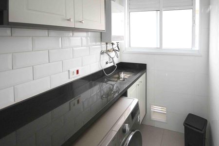 Apartamento à venda com 35m², 1 quarto e 1 vaga Apartamento à venda com 35m², 1 quarto e 1 vagaÁrea de Serviço
