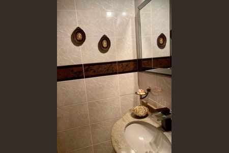 Apartamento à venda com 141m², 3 quartos e 1 vagaBanheiro