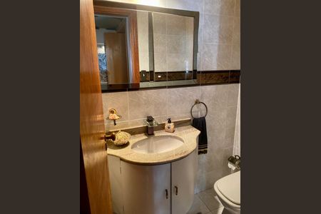 Apartamento à venda com 141m², 3 quartos e 1 vagaBanheiro