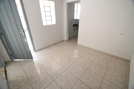 Casa para alugar com 40m², 1 quarto e sem vagaSala
