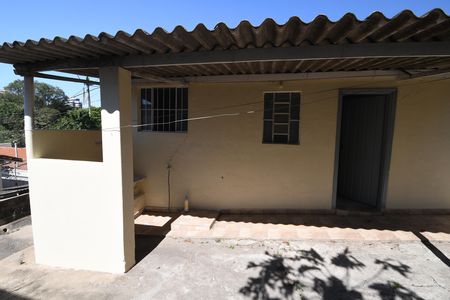 Casa para alugar com 40m², 1 quarto e sem vagaÁrea de Serviço
