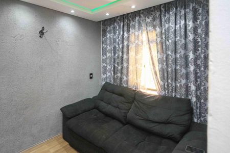 Casa à venda com 47m², 2 quartos e 1 vagaSala