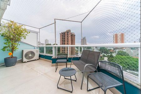Apartamento à venda com 160m², 3 quartos e 3 vagas Apartamento à venda com 160m², 3 quartos e 3 vagasVaranda da Cobertura