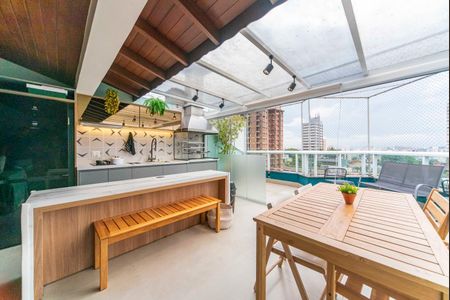 Apartamento à venda com 160m², 3 quartos e 3 vagas Apartamento à venda com 160m², 3 quartos e 3 vagasÁrea Gourmet