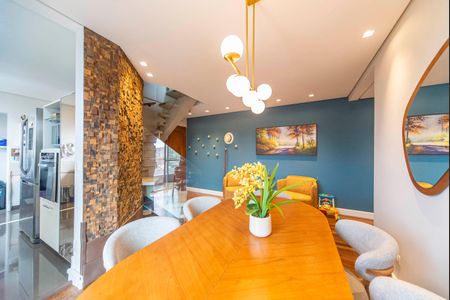 Apartamento à venda com 160m², 3 quartos e 3 vagas Apartamento à venda com 160m², 3 quartos e 3 vagasSala