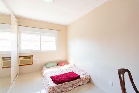 Casa de condomínio à venda com 100m², 3 quartos e 3 vagas Casa de condomínio à venda com 100m², 3 quartos e 3 vagasQuarto 2