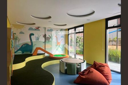 Apartamento à venda com 190m², 4 quartos e 3 vagas Apartamento à venda com 190m², 4 quartos e 3 vagasÁrea comum - Brinquedoteca