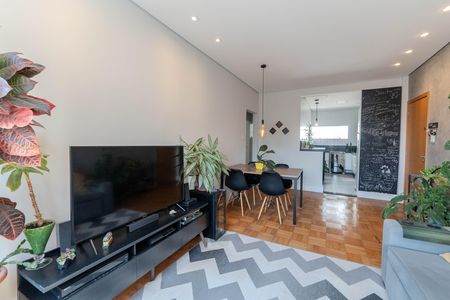 Apartamento para alugar com 85m², 2 quartos e 1 vaga Apartamento para alugar com 85m², 2 quartos e 1 vagaSala