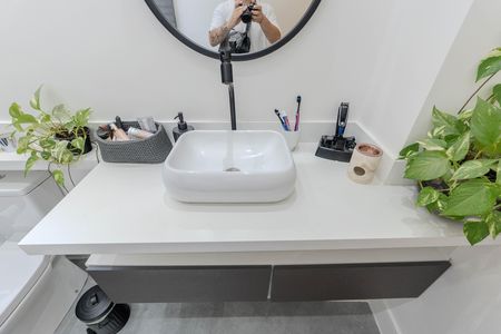 Apartamento para alugar com 85m², 2 quartos e 1 vaga Apartamento para alugar com 85m², 2 quartos e 1 vagaBanheiro