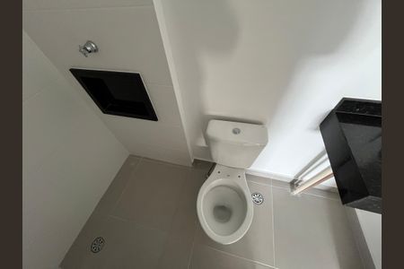 Apartamento à venda com 38m², 2 quartos e sem vagaBanheiro